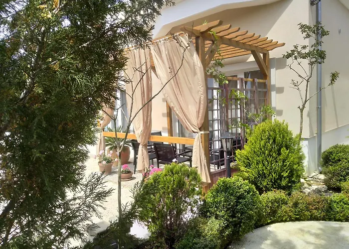 Gregovica Apartman *