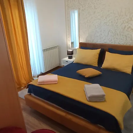 Gregovica Apartment *
